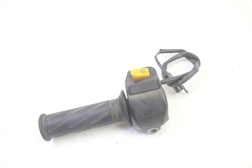 photo de RECHTER STUURSCHAKELAAR PEUGEOT KISBEE 4T 50 (2010 - 2017) - Andere kijkhoek