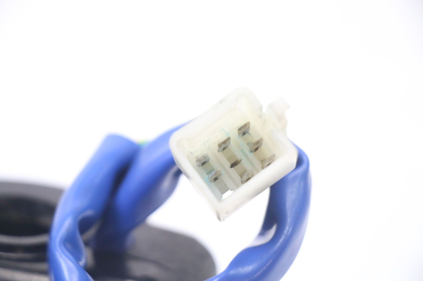 photo de RECHTER STUURSCHAKELAAR KYMCO PEOPLE S 125 (2000 - 2008) - Bevestigingspunten