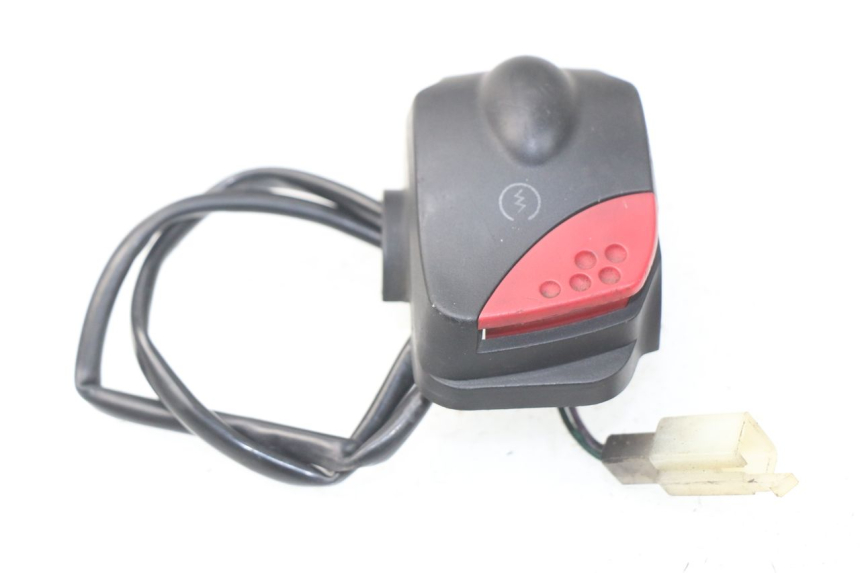 photo de RECHTS STUURSCHAKELAAR PEUGEOT LUDIX 50 (2005 - 2007) - Hoofdaanzicht