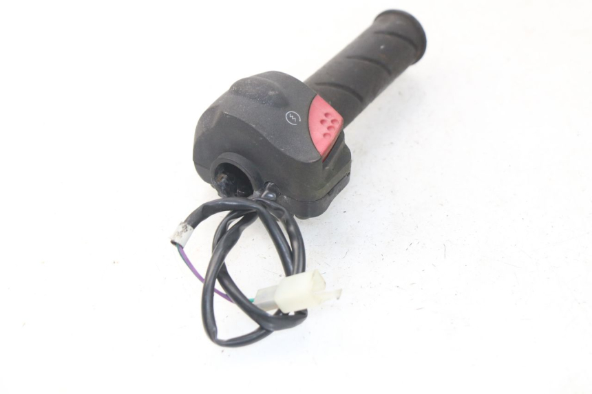 photo de RECHTER STUURSCHAKELAAR PEUGEOT LUDIX 50 (2008 - 2017) - Overzicht