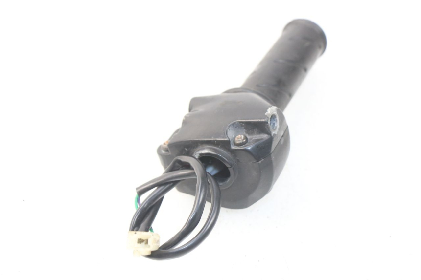 photo de RECHTER STUURSCHAKELAAR PEUGEOT LUDIX 50 (2008 - 2017) - Andere kijkhoek