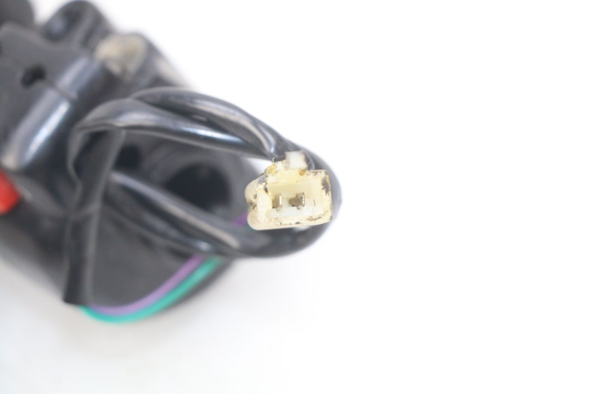 photo de RECHTS STUURSCHAKELAAR PEUGEOT LUDIX 50 (2005 - 2007) - Zoom op gebruiksstaat