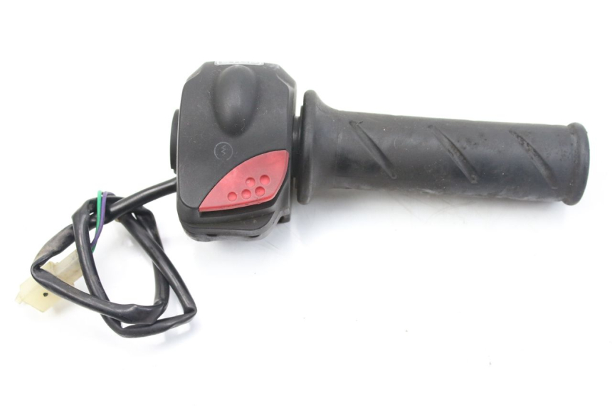 photo de RECHTER STUURSCHAKELAAR PEUGEOT LUDIX 50 (2008 - 2017) - Hoofdaanzicht