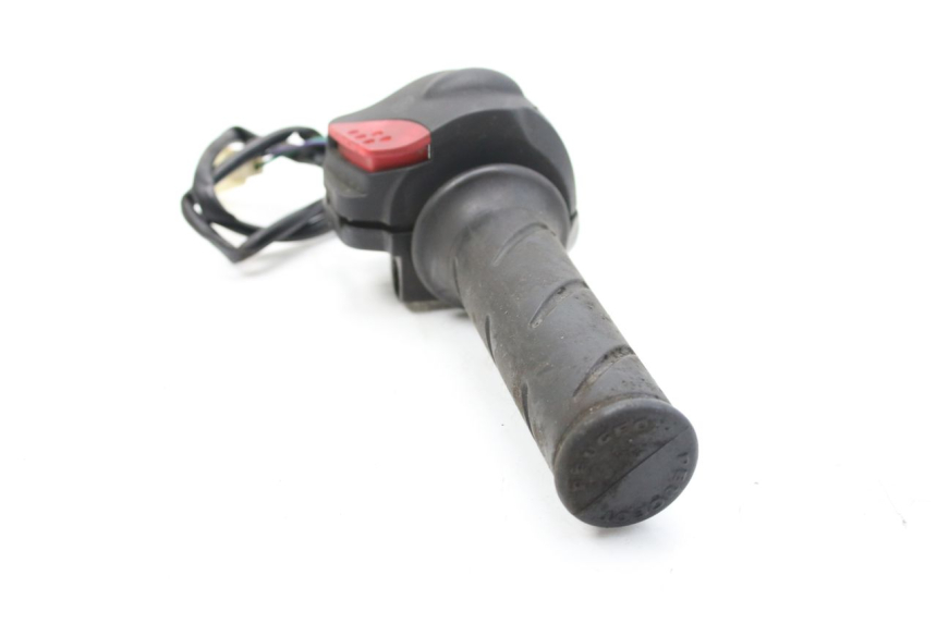 photo de RECHTER STUURSCHAKELAAR PEUGEOT LUDIX 50 (2008 - 2017) - Bevestigingspunten