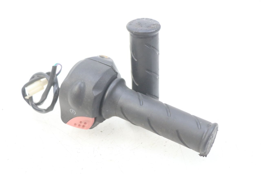 photo de RECHTER STUURSCHAKELAAR PEUGEOT LUDIX 50 (2008 - 2017) - Hoofdaanzicht