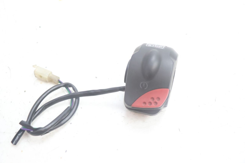 photo de RECHTS STUURSCHAKELAAR PEUGEOT LUDIX 50 (2005 - 2007) - Hoofdaanzicht