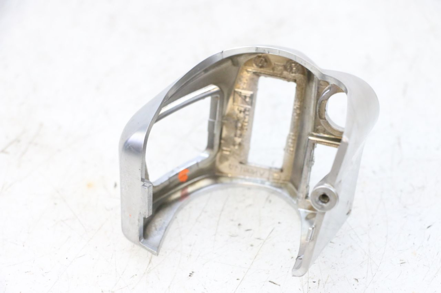 photo de RECHTER STUURSCHAKELAAR PIAGGIO MP3 HPE 300 (2019 - 2026) - Technische close-up