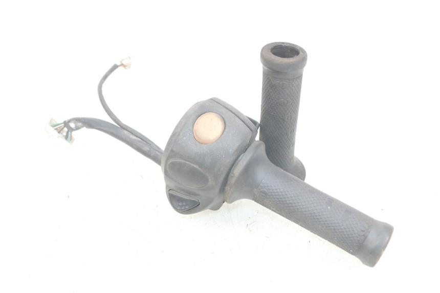 photo de RECHTS STUURSCHAKELAAR GILERA NEXUS 125 (2007 - 2009) - Hoofdaanzicht