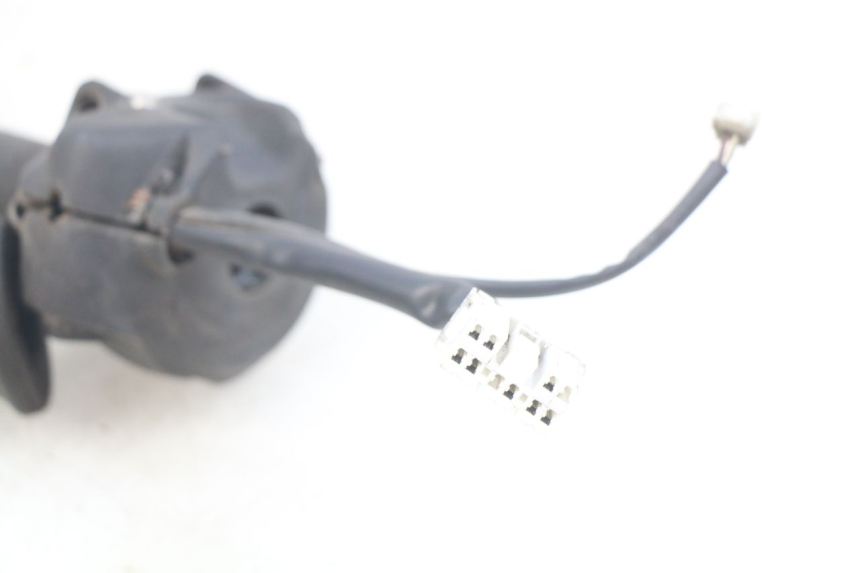 photo de RECHTS STUURSCHAKELAAR GILERA NEXUS 125 (2007 - 2009) - Zoom op gebruiksstaat