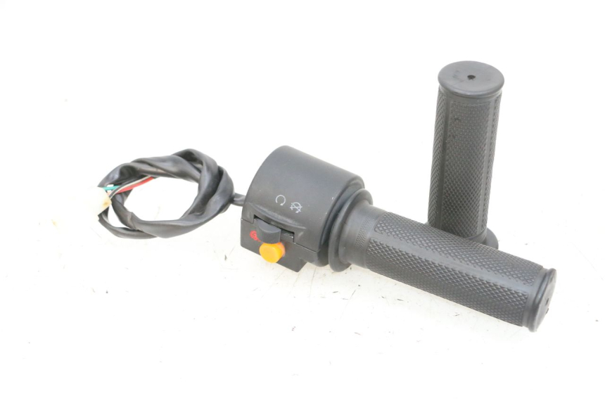 photo de RECHTER STUURSCHAKELAAR JM MOTORS OLDIES 4T 50 (2010 - 2020) - Hoofdaanzicht