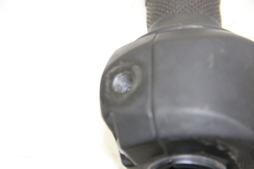 photo de RECHTER STUURSCHAKELAAR IMF INDUSTRIE PACH 4T 50 (2009 - 2018) - Bevestigingspunten