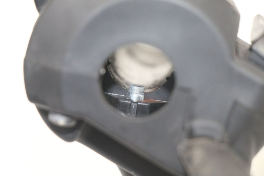 photo de RECHTER STUURSCHAKELAAR HONDA PCX (JF57/JF64) 125 (2014 - 2018) - Staat van het oppervlak