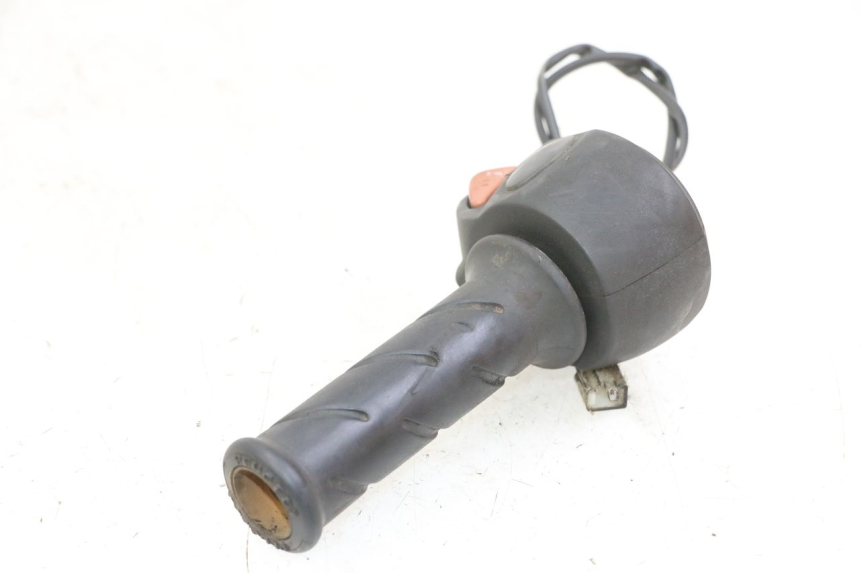 photo de RECHTS STUURSCHAKELAAR PEUGEOT CITYSTAR 50 (2013 - 2017) - Detail van het onderdeel