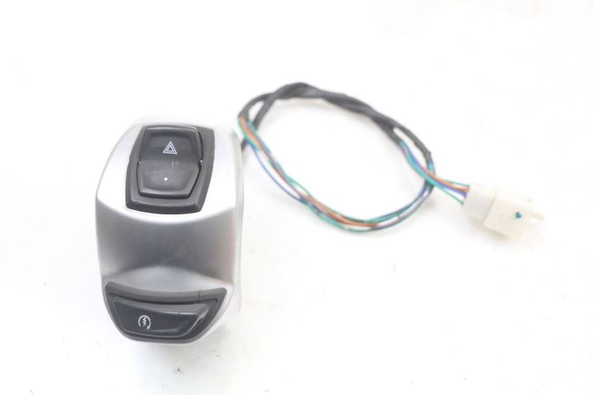 photo de RECHTER STUURSCHAKELAAR PEUGEOT DJANGO 125 (2014 - 2017) - Hoofdaanzicht