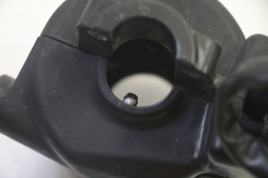 photo de RECHTER STUURSCHAKELAAR LIGIER PULSE 3 1 (2014 - 2020) - Staat van het oppervlak