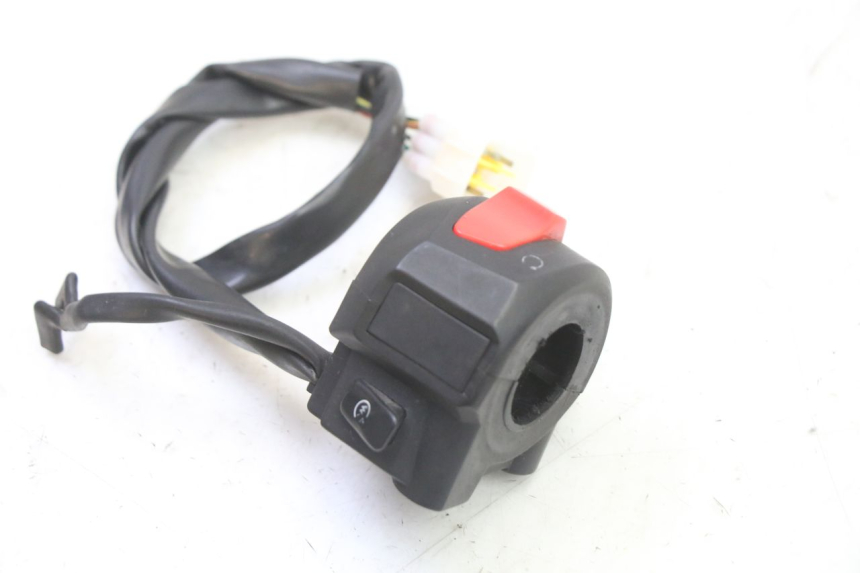 photo de RECHTER STUURSCHAKELAAR MAG POWER R-STREET 50 (2016 - 2025) - Detail van het onderdeel