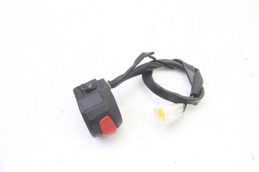 photo de RECHTER STUURSCHAKELAAR MAG POWER R-STREET 50 (2016 - 2025) - Zoom op gebruiksstaat