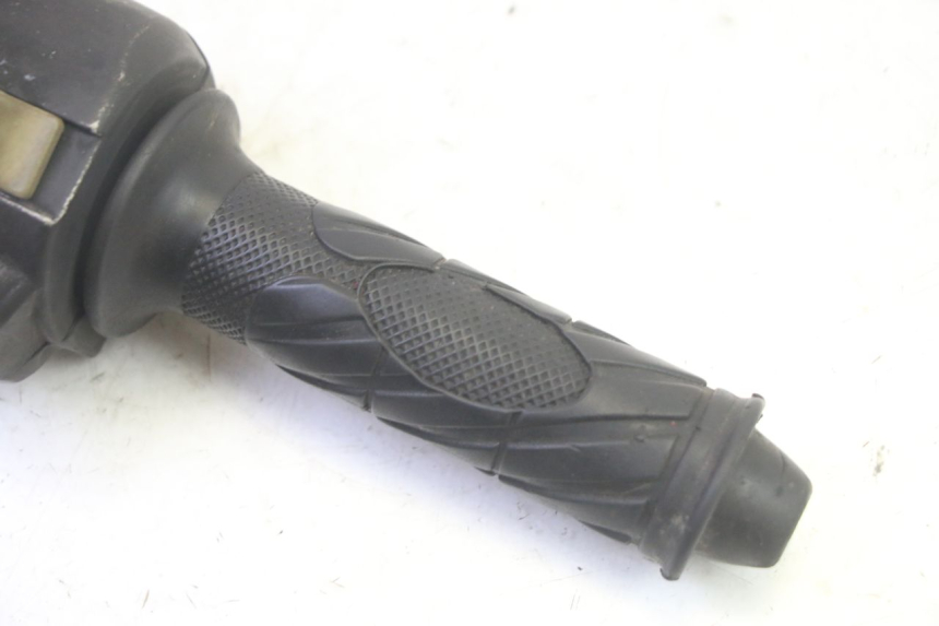 photo de RECHTS STUURSCHAKELAAR RIDE RACE 2T 50 (2012 - 2017) - Zoom op gebruiksstaat