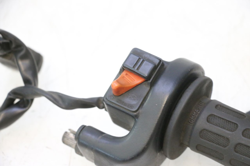 photo de RECHTS SCHAKELAAR MZ RT 125 (2000 - 2008) - Bevestigingspunten