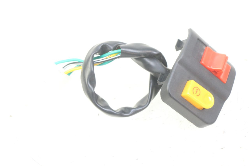 photo de RECHTER STUURSCHAKELAAR JM MOTORS SANTANA 50 (2014 - 2023) - Technische close-up