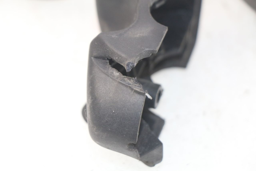 photo de RECHTER STUURSCHAKELAAR PEUGEOT SATELIS 300 (2012 - 2015) - Zoom op gebruiksstaat