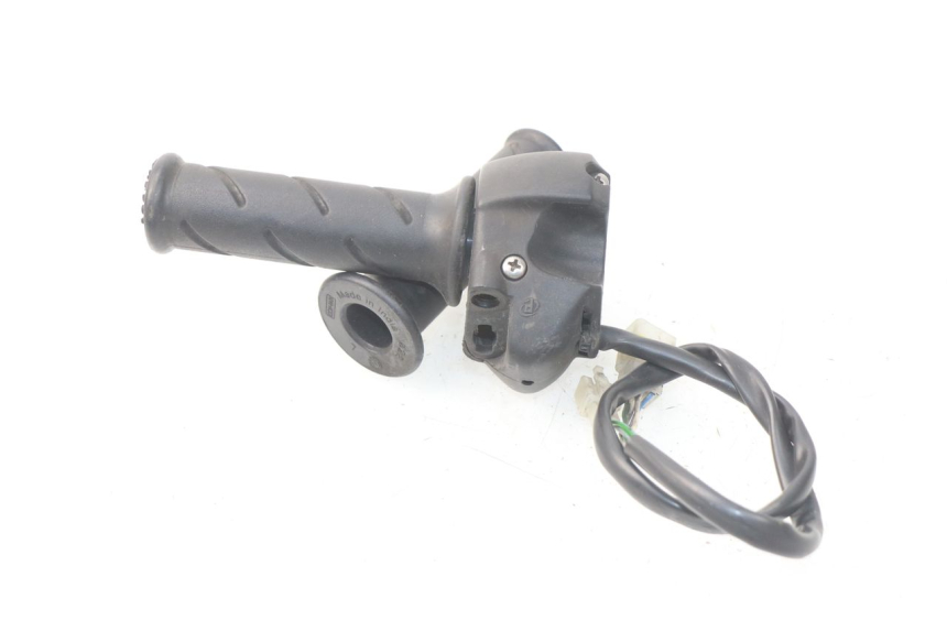 photo de RECHTER STUURSCHAKELAAR PEUGEOT SATELIS 300 (2012 - 2015) - Technische close-up