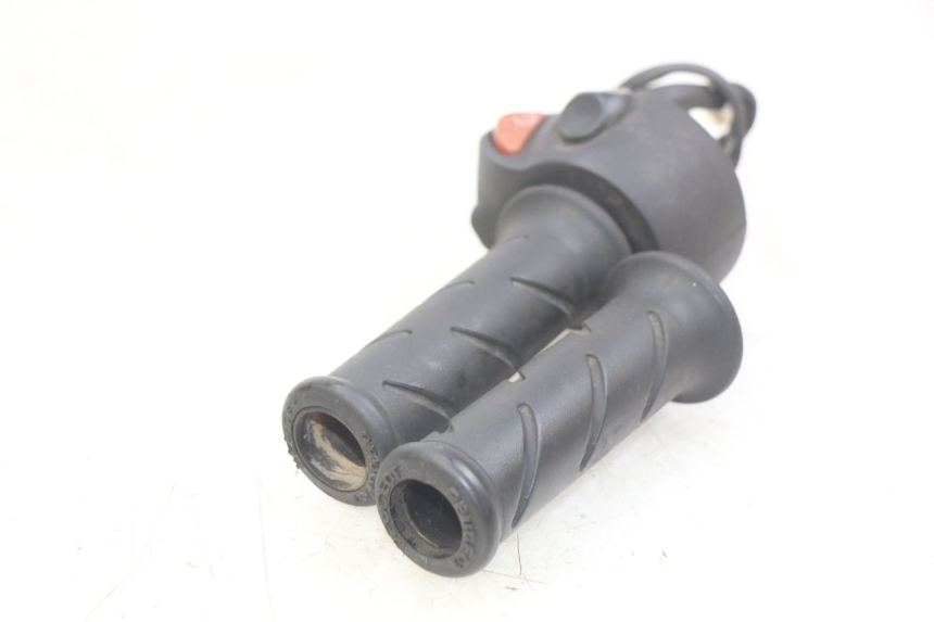 photo de RECHTER STUURSCHAKELAAR PEUGEOT SATELIS 125 (2010 - 2012) - Overzicht