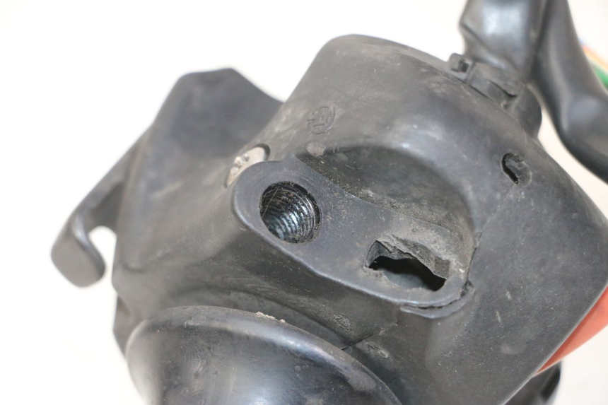 photo de RECHTER STUURSCHAKELAAR PEUGEOT SATELIS 125 (2013 - 2018) - Detail van het onderdeel