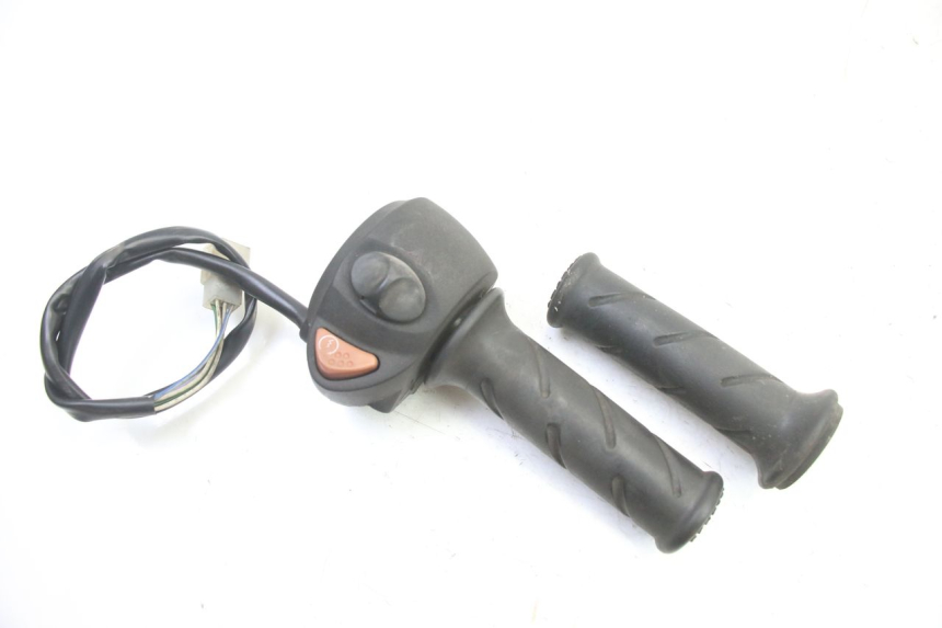 photo de RECHTER STUURSCHAKELAAR PEUGEOT SATELIS 250 (2006 - 2012) - Hoofdaanzicht