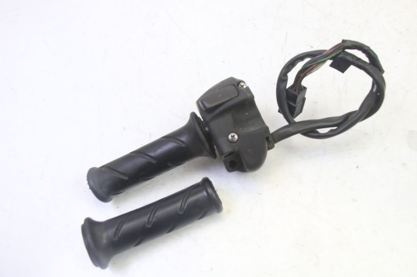 photo de RECHTER STUURSCHAKELAAR PEUGEOT SATELIS 125 (2013 - 2018) - Overzicht