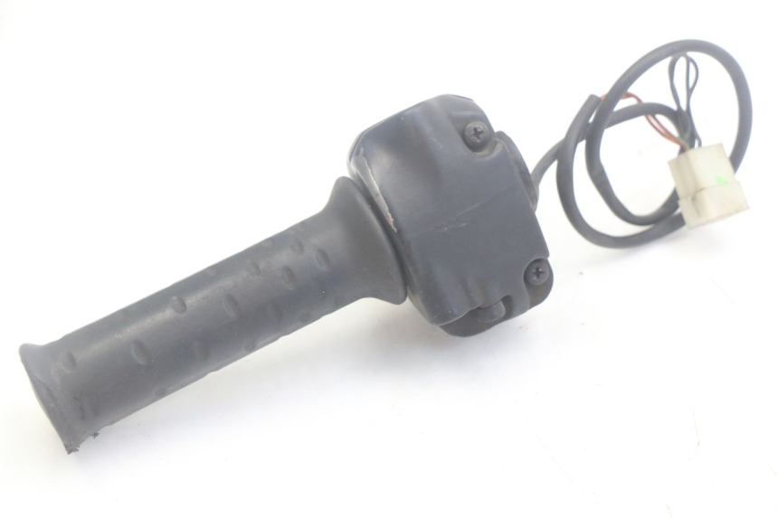 photo de RECHTER STUURSCHAKELAAR APRILIA SCARABEO 100 (2003 - 2012) - Detail van het onderdeel