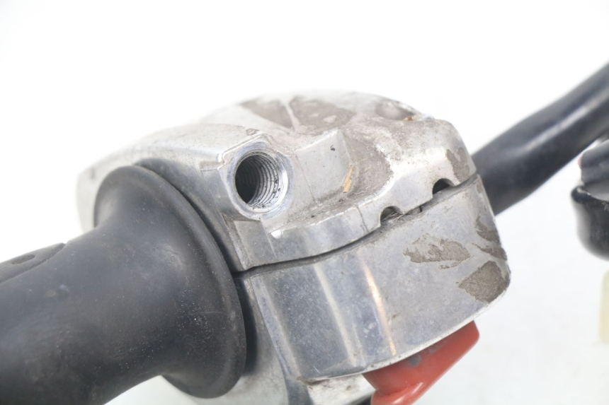 photo de RECHTER STUURSCHAKELAAR KYMCO SENTO 50 (2008 - 2013) - Detail van het onderdeel