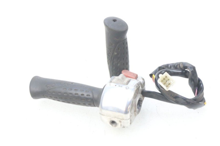 photo de RECHTER STUURSCHAKELAAR KYMCO SENTO 50 (2008 - 2013) - Overzicht