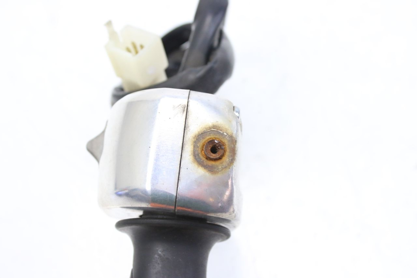 photo de RECHTER STUURSCHAKELAAR KYMCO SENTO 100 (2008 - 2013) - Technische close-up