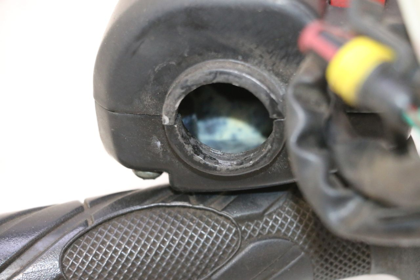 photo de RECHTER SCHAKELAAR RIDE SLASH 2T 50 (2012 - 2014) - Technische close-up