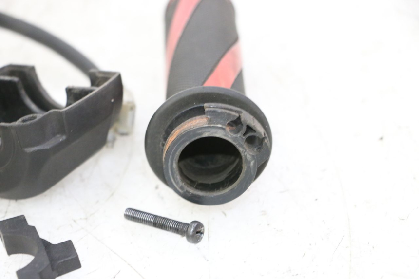 photo de RECHTS STUURSCHAKELAAR APRILIA SR R 2T LC 50 (2018 - 2021) - Productaanzicht