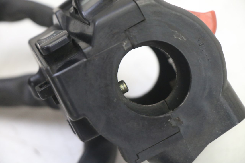 photo de RECHTS STUURSCHAKELAAR HONDA ST PAN EUROPEAN 1300 (2002 - 2013) - Overzicht