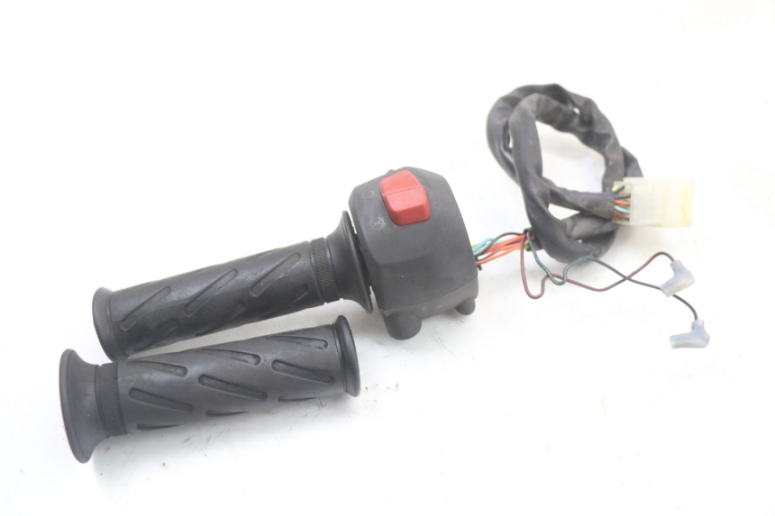 photo de RECHTER STUURSCHAKELAAR SUZUKI BURGMAN 125 (2018 - 2021) - Andere kijkhoek