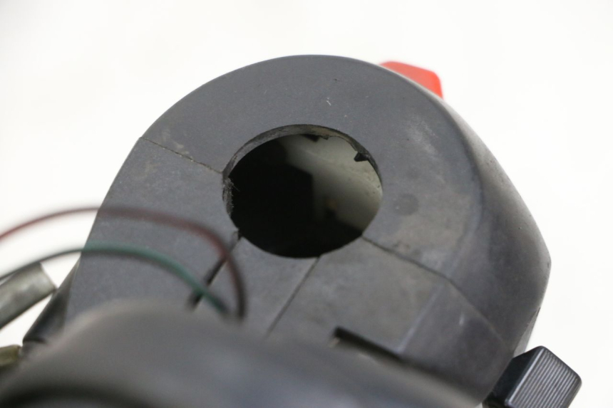 photo de RECHTER STUURSCHAKELAAR SUZUKI BURGMAN 125 (2015 - 2017) - Zoom op gebruiksstaat