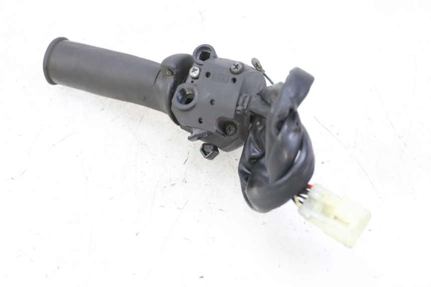 photo de RECHTER STUURSCHAKELAAR SUZUKI BURGMAN 125 (2015 - 2017) - Technische close-up