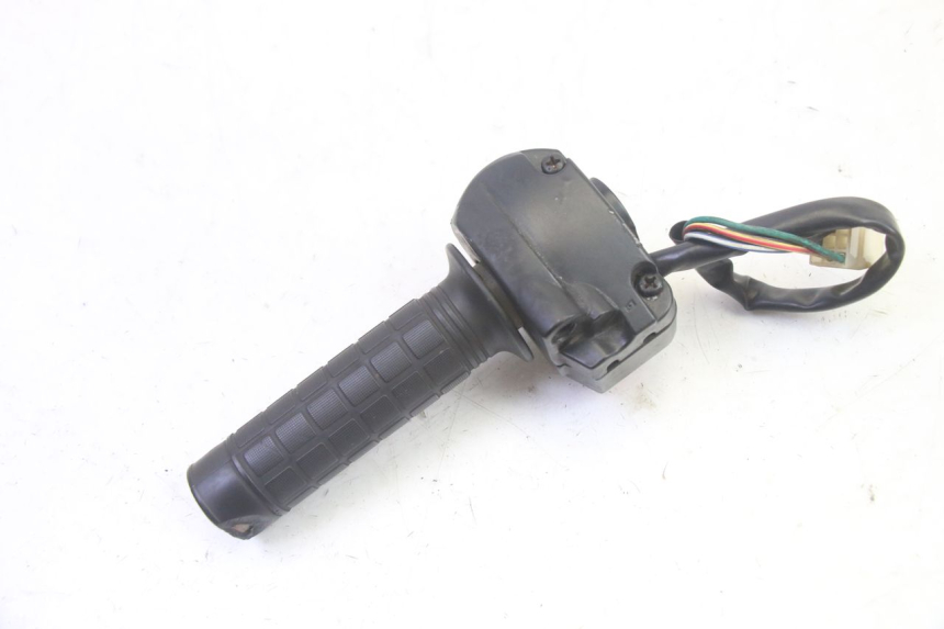 photo de RECHTER STUURSCHAKELAAR SUKIDA TOP 1 50 (2003 - 2010) - Bevestigingspunten