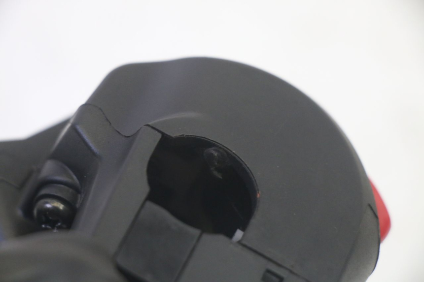 photo de RECHTS STUURSCHAKELAAR YAMAHA TRICITY 300 (2020 - 2024) - Overzicht