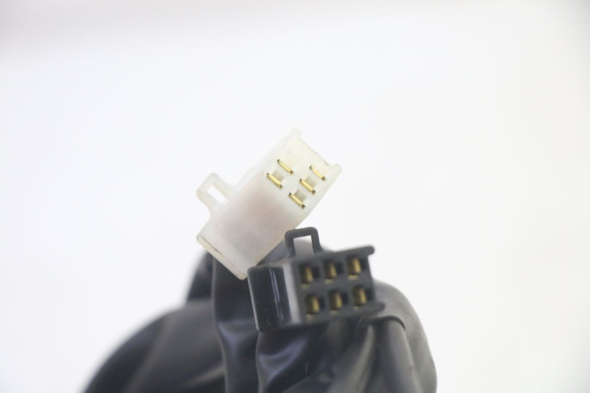 photo de RECHTS STUURSCHAKELAAR YAMAHA TRICITY 300 (2020 - 2024) - Gecontroleerd onderdeel