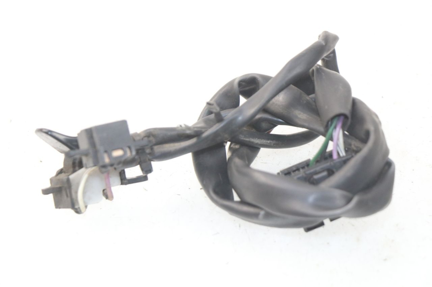 photo de RECHTS STUURSCHAKELAAR PIAGGIO VESPA SPRINT 2T 50 (2014 - 2018) - Detail van het onderdeel