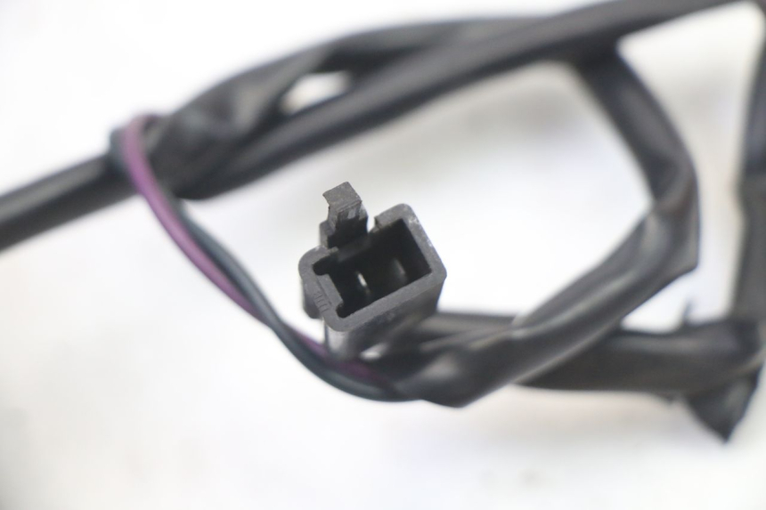 photo de RECHTER STUURSCHAKELAAR PEUGEOT VIVACITY NEW 2T 50 (2008 - 2017) - Staat van het oppervlak