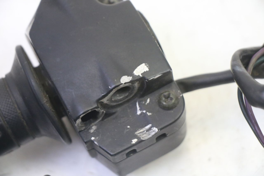 photo de RECHTER STUURSCHAKELAAR PEUGEOT VIVACITY NEW 2T 50 (2008 - 2017) - Technische close-up