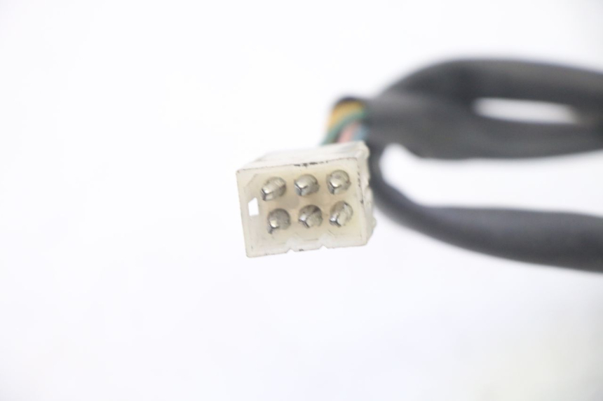 photo de RECHTS STUURSCHAKELAAR PEUGEOT VIVACITY 100 (1999 - 2008) - Bevestigingspunten