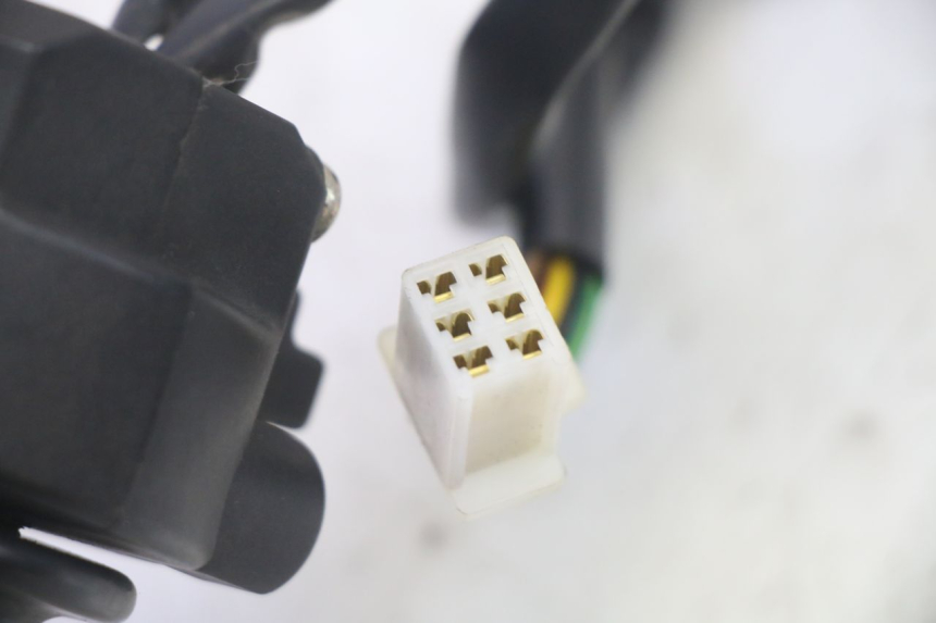 photo de RECHTER STUURSCHAKELAAR DAELIM VJ ROADWIN FI 125 (2008 - 2017) - Gecontroleerd onderdeel