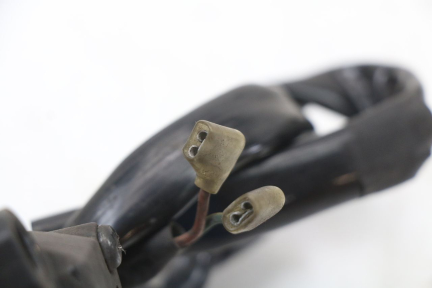 photo de RECHTER STUURSCHAKELAAR YAMAHA X-MAX XMAX 125 (2010 - 2013) - Bevestigingspunten