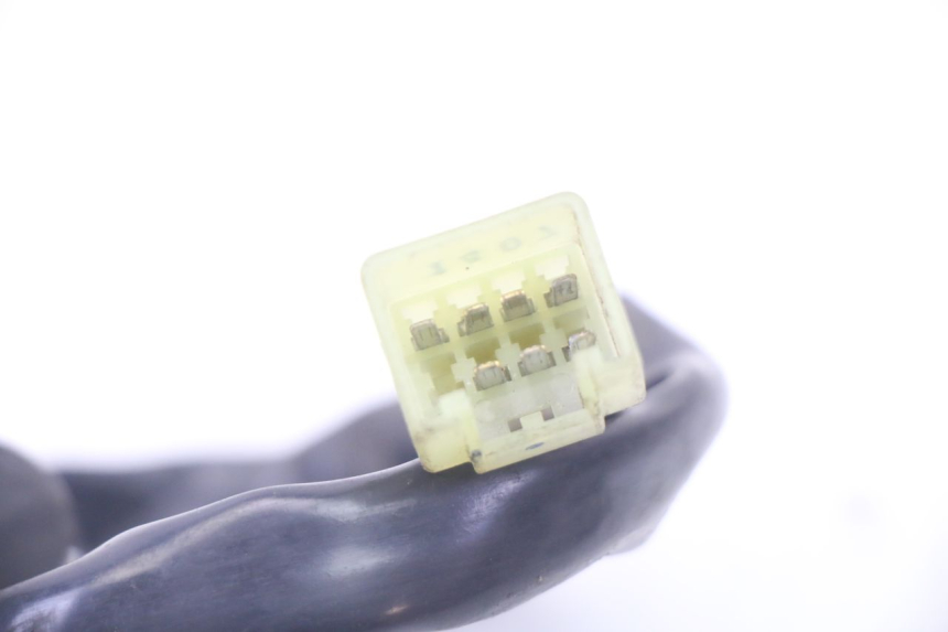 photo de RECHTER STUURSCHAKELAAR YAMAHA X-MAX XMAX 125 (2010 - 2013) - Bevestigingspunten